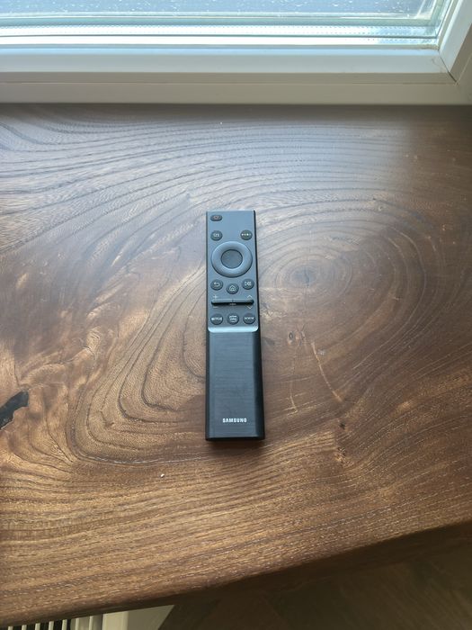 Телевизор Samsung 65 диагональ 2023г.в