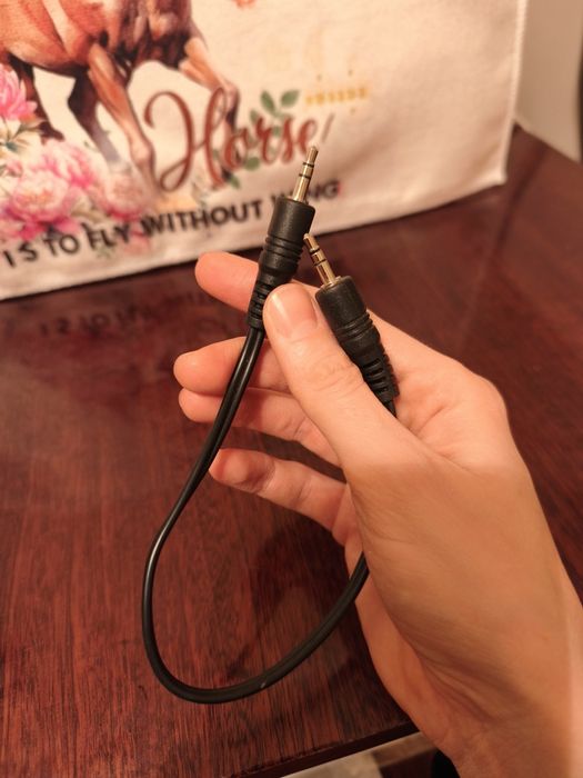 Аудиокабель AUX с разъёмом 3,5 мм