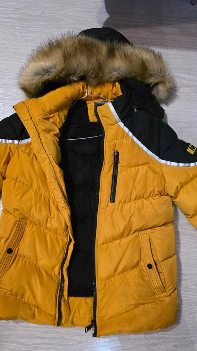 Топло Яке за зимата и зимни спортове