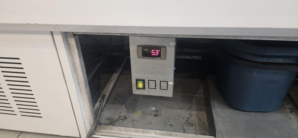 Хладилни витрини