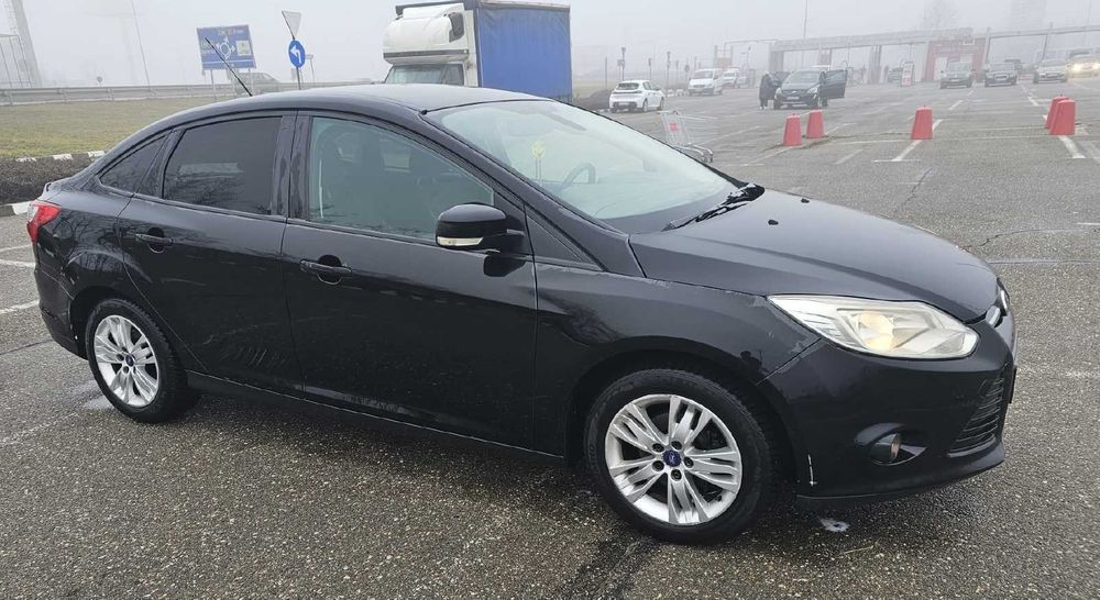 Ford Focus Trend 1.6 Ti-VCT 125HP