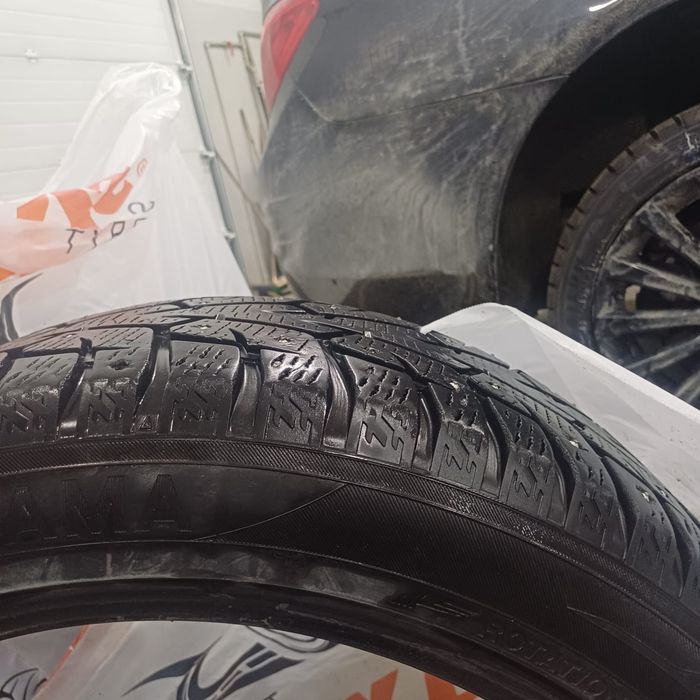 Шины б/у Yokohama 245/45/19