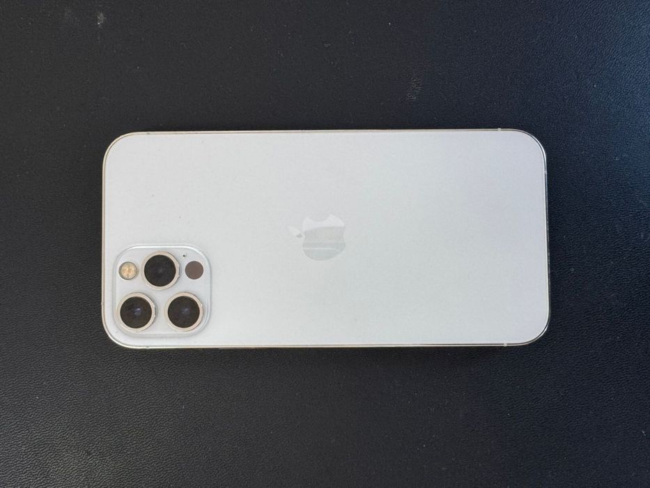 Продаю айфон 12 про или обменяю