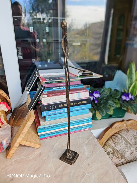 Statuetă alamă  , bărbat gânditor