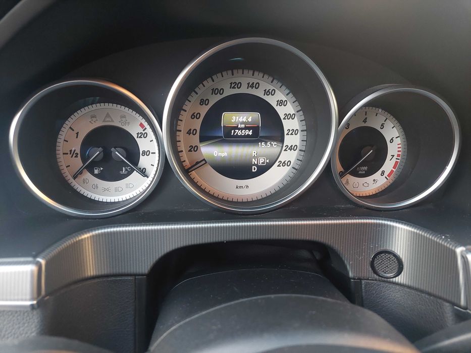 MERCEDES-BENZ E-Class 2013 — imagine 4