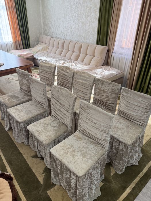 Стулья с чехлами