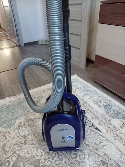 Продам пылесос Samsung