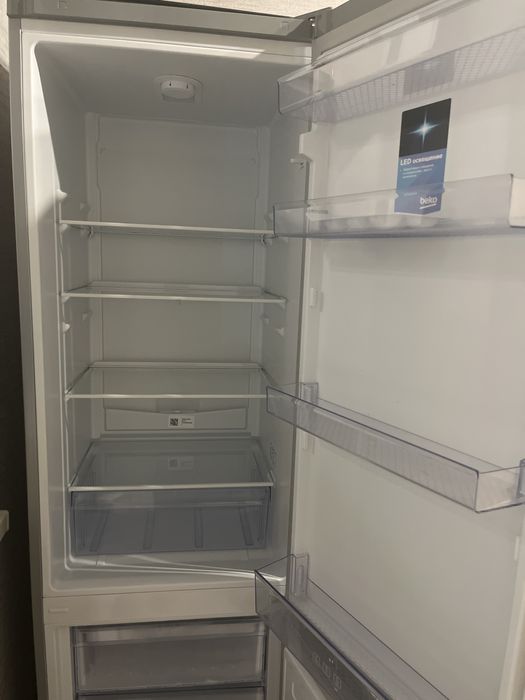 Холодильник бу в хорошем состянии