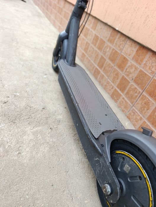 Reparatii trotinete, biciclete și scutere electrice