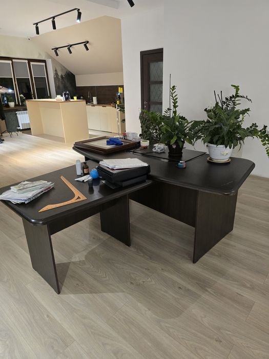 Продается офисные столы