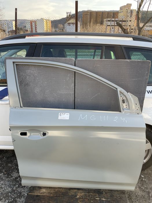 Предна дасна врата за MG 3 МГ 3  2024г
