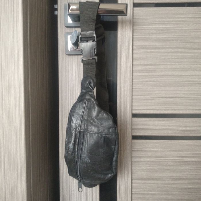 Продам кожаные сумки.