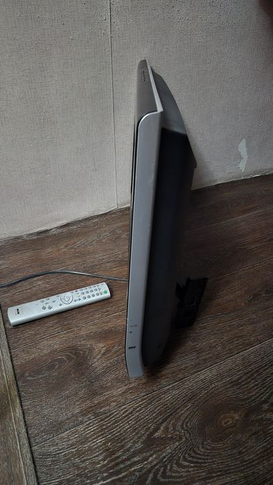 Телевизор SONY 23d