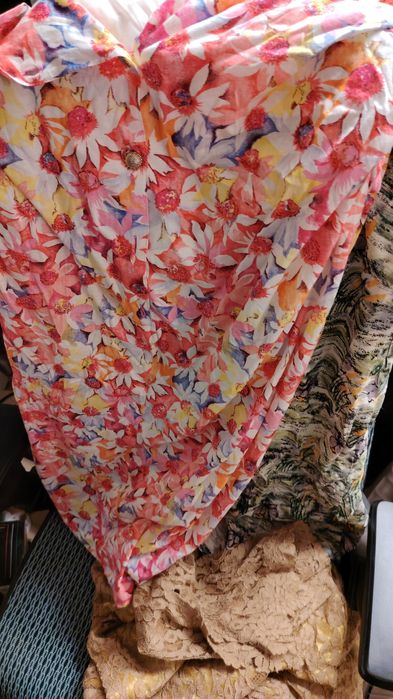 Vând rochi original