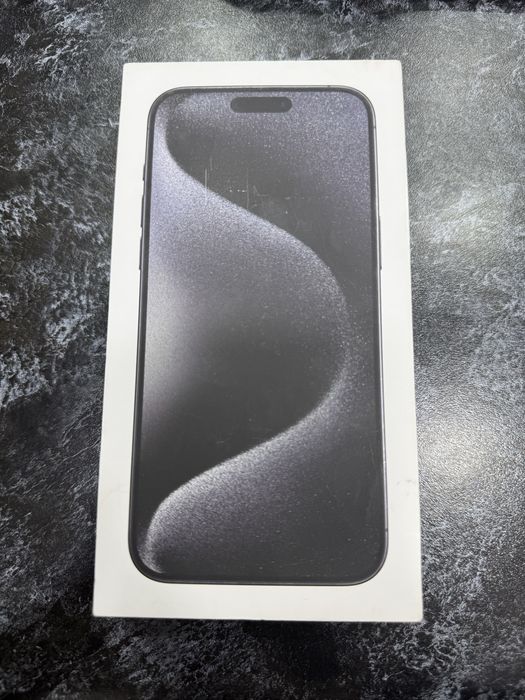 Iphone 15 pro max 256gb 84%