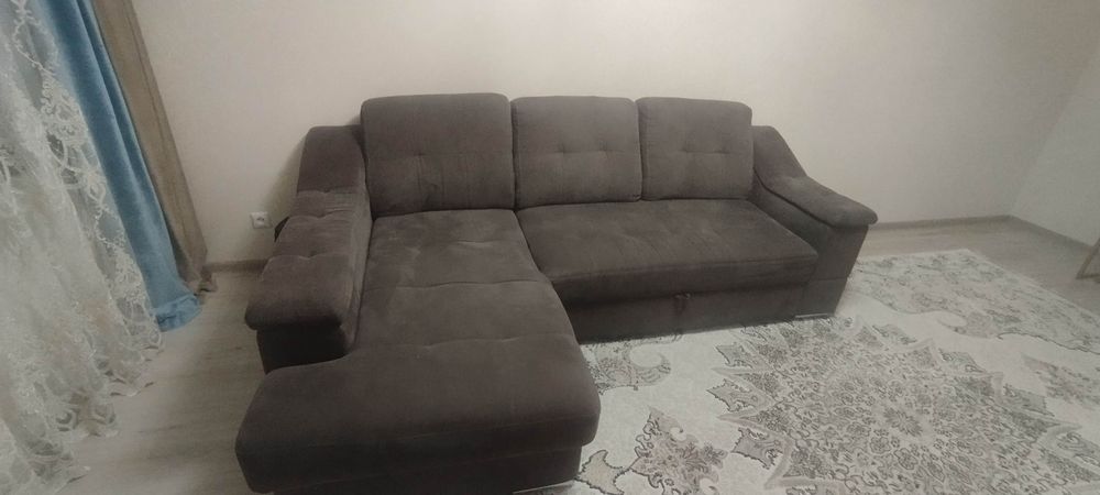 Продам диван в хорошем состоянии