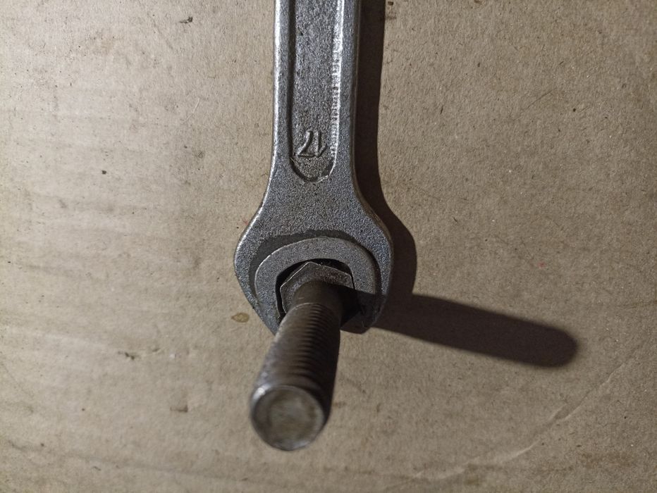 Болты М 10 метизы