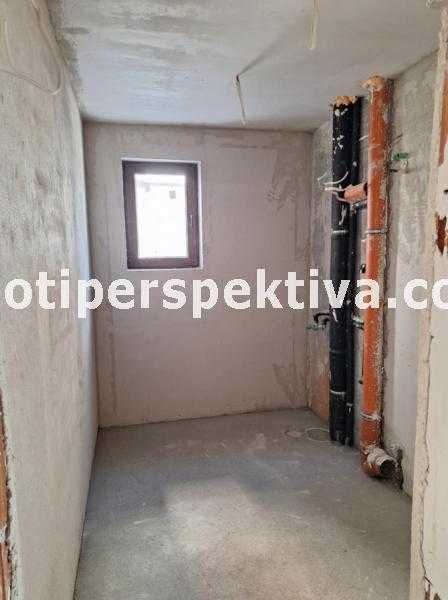 Продава се Двустаен апартамент в Пловдив, Коматево - 87 кв.м за 1288 €/кв.м - Снимка #1