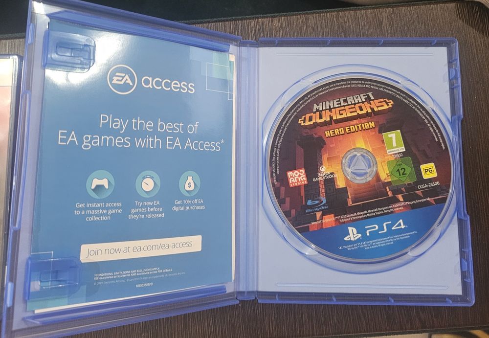 Minecraft Dungeons PS4