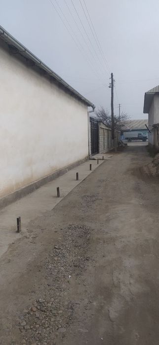 Продаётся дом в сырдарье в доме есть 4 комнаты и отдельная комната