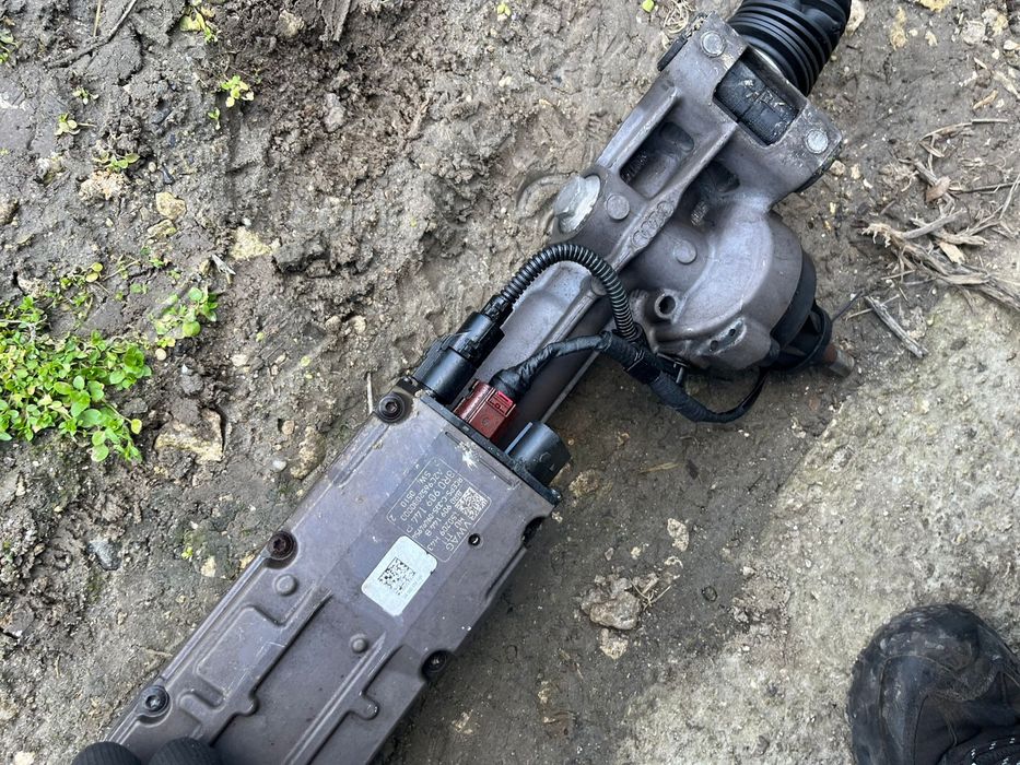 Електрическа рейка Ауди AUDI Q5 8R0 909 144 P
