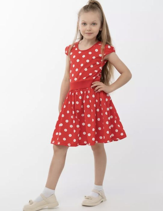 Новое.Платье красное в горошек