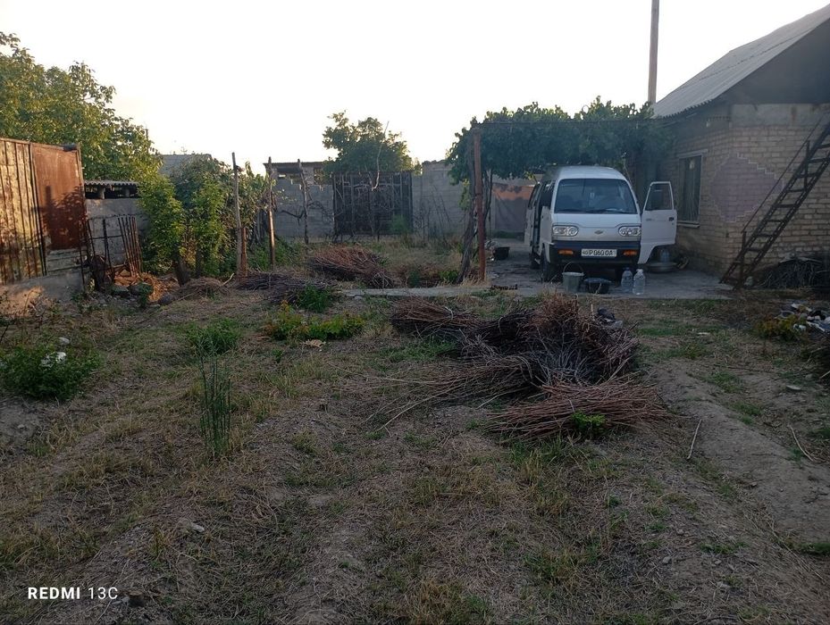 Xovli uy dacha sotiladi Quvasoy shahar Kokilon qishlogʻi