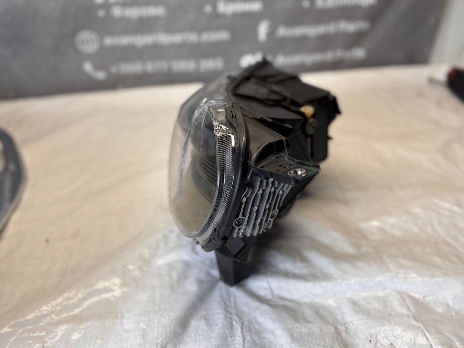 Toyota Proace II Фар - ляв