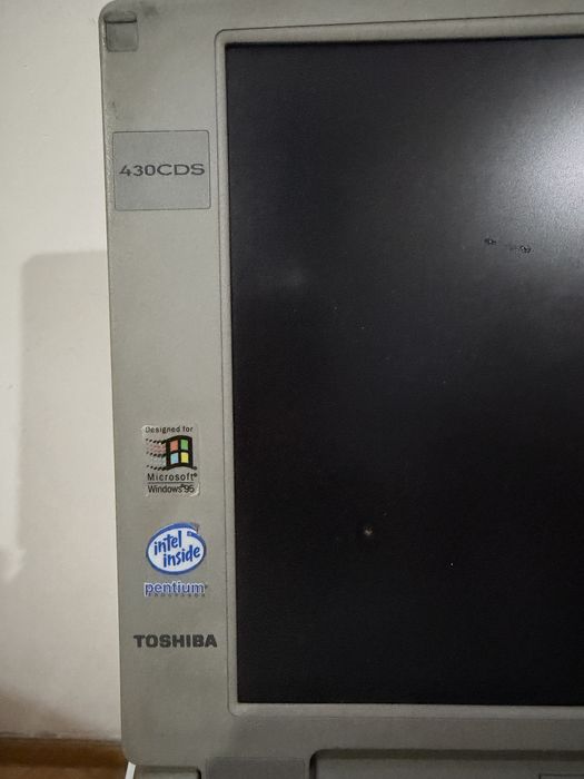 Продам раритет Ноутбук Toshiba