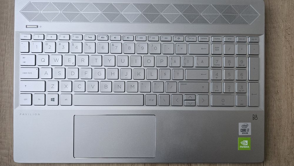 HP Pavilion 15 i7, 512GB SSD, 8GB RAM, 15.6"