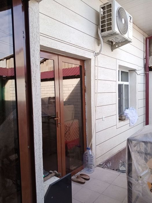 Uy sotiladi gaz svet suv bor