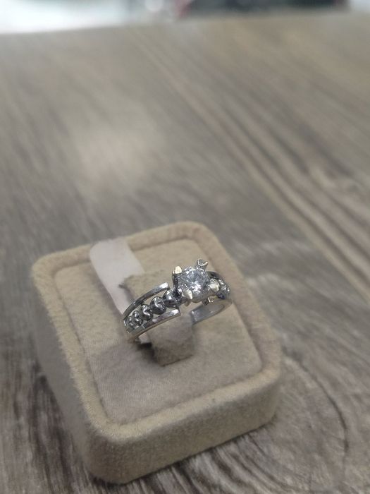 Златен пръстен 3.69гр / 14К