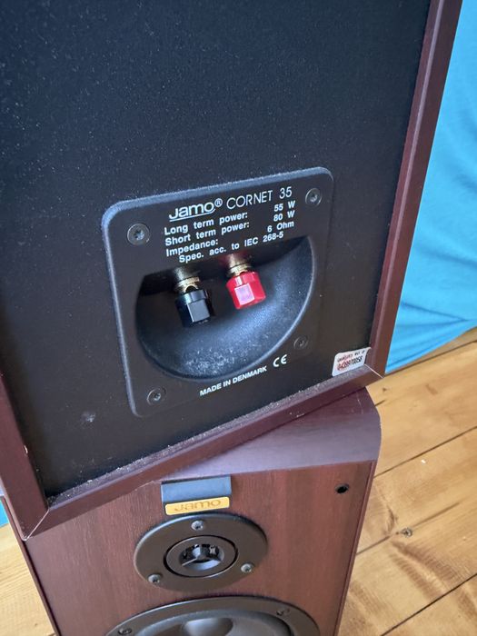 Vand Boxe Jamo Cornet 35