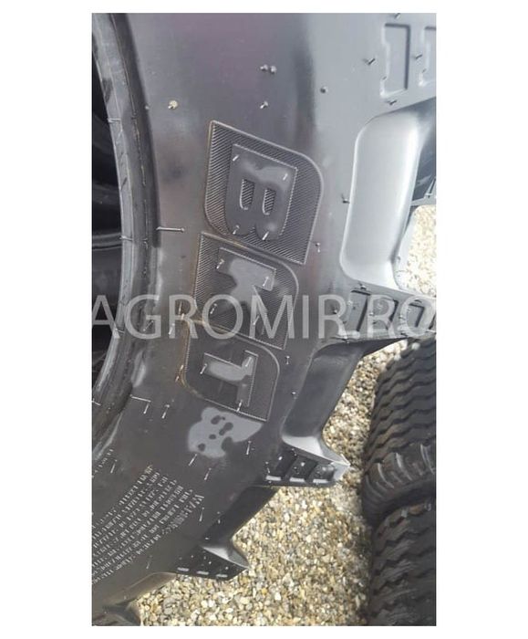 Anvelopa 270/95 r32 bkt agrimax rt955 136a8/b tl ( 11.2-32 )  Cauciucuri tractor, Fiat, Case, Fendt, John Deere, New Holland, Massey Ferguson, UTB   C