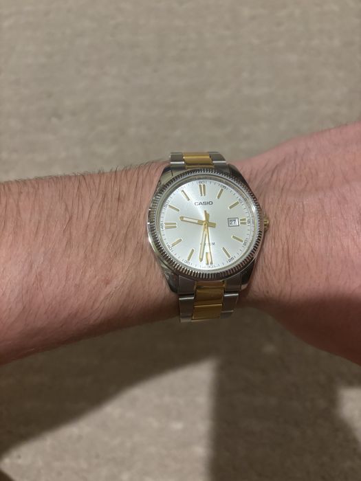 Часовник Casio MTP