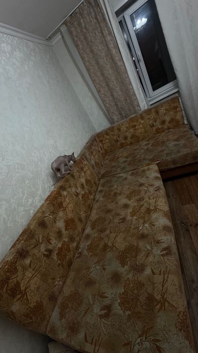 Продам диван б/у