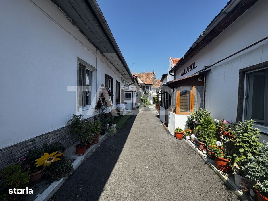 Apartament la casa cu 3 camere si garaj propriu Orasul de Jos Sibiu