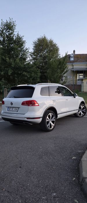 TOUAREG 2017 3.0 262 CP