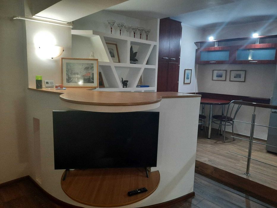 Inchiriez apartament 2 camere ultra central