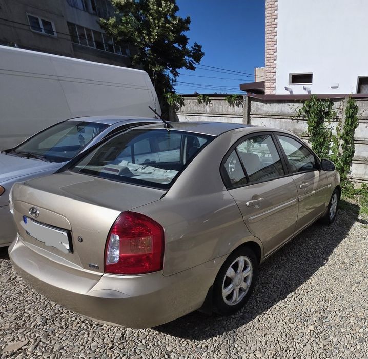 HYUNDAI ACCENT 1.6 Benzina 112 cp