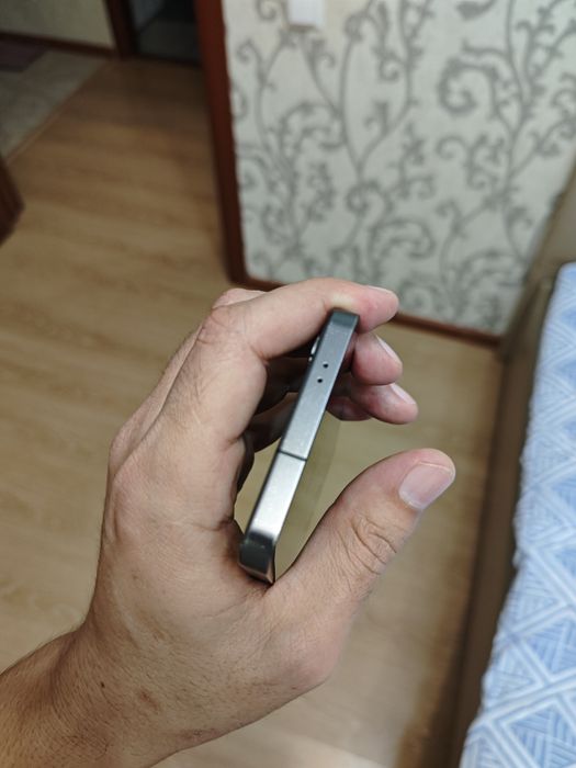 Продаю SAMSUNG S24