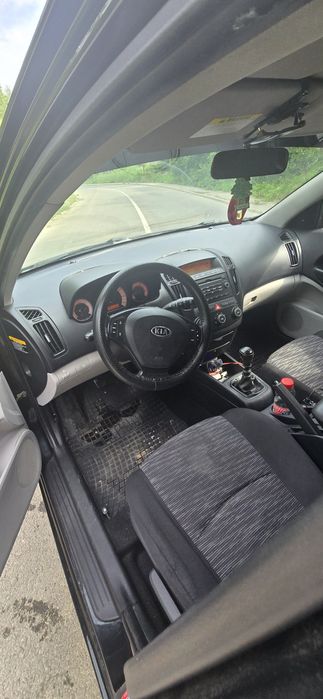 Vand Kia Cee'd !!