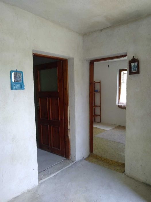 Продава се Къща в Аксаково - 62 кв.м за 855 €/кв.м - Снимка #2