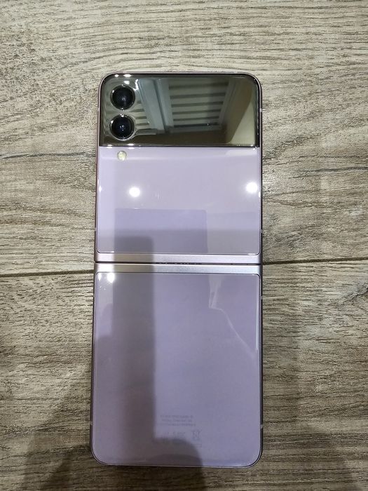 Samsung z flip 3 Работещ