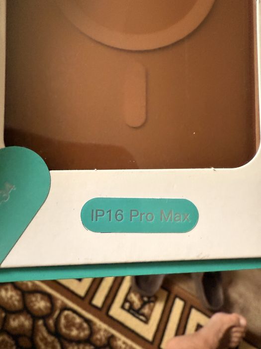 Продам чехол Iphone 16 pro max