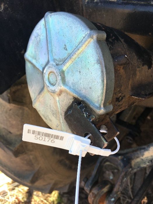 Осигурителни Пломби За Камиони,резервоари,защита от отваряне и кражба.