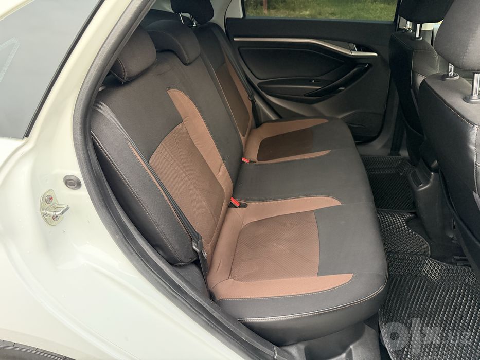 Lada Vesta 2020 1.6 mexanika luxe prestige