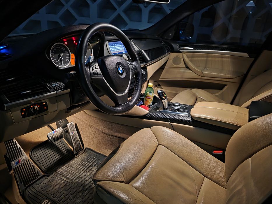 BMW X6 xdrive 35, мотор 3 twin turbo, 306 л.с.