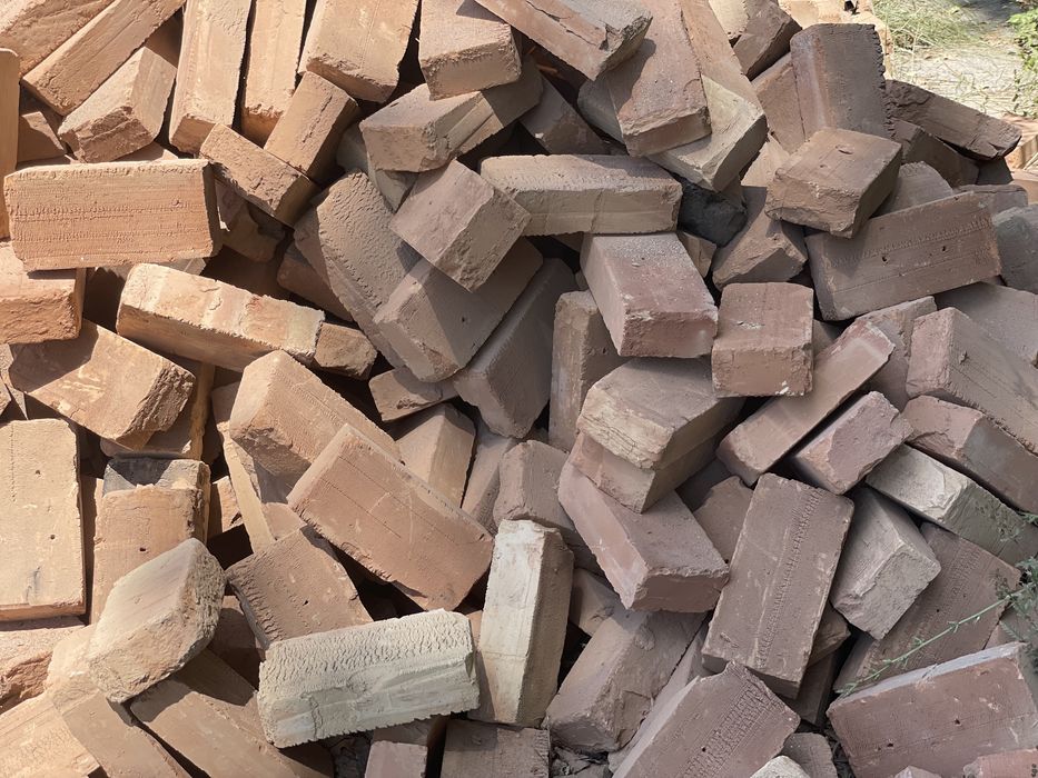 Кирпич жженый красный