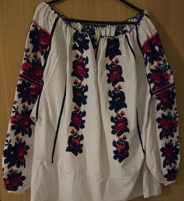 Ie autentica mărime mare